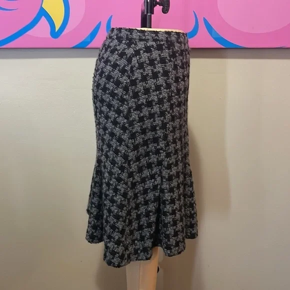 Moschino Cheap Chic Gray Black Wool Tweed Houndstooth Trumpet Skirt - Picture 4 of 10